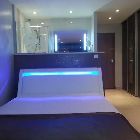 350 4 Pers Heliopolis L Vue Apartment *